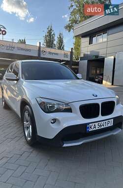 Внедорожник / Кроссовер BMW X1 2012 в Хмельницком