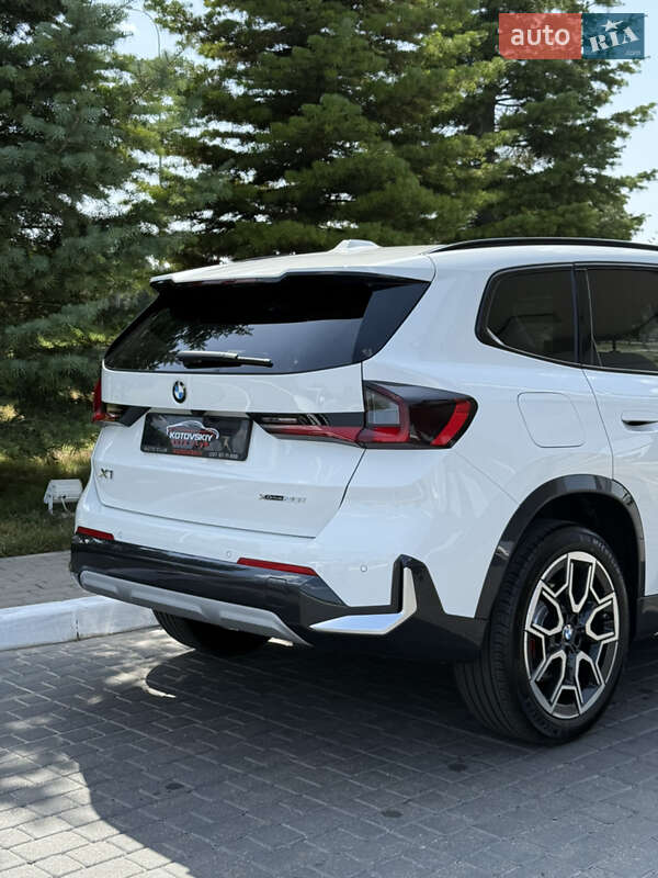 Внедорожник / Кроссовер BMW X1 2024 в Одессе