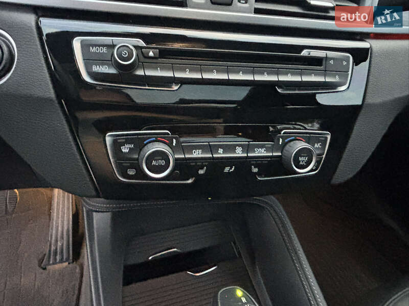 Позашляховик / Кросовер BMW X1 2017 в Полтаві