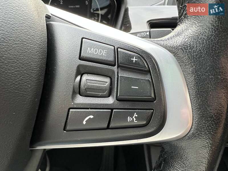 Внедорожник / Кроссовер BMW X1 2016 в Киеве