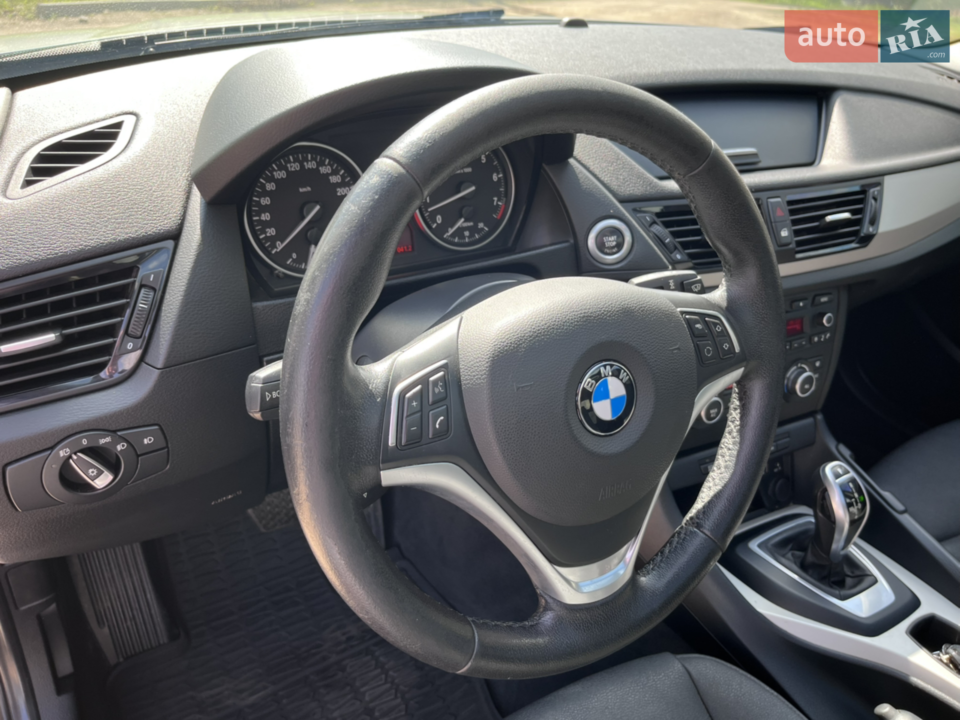 2015 BMW X1 - мініатюра 15
