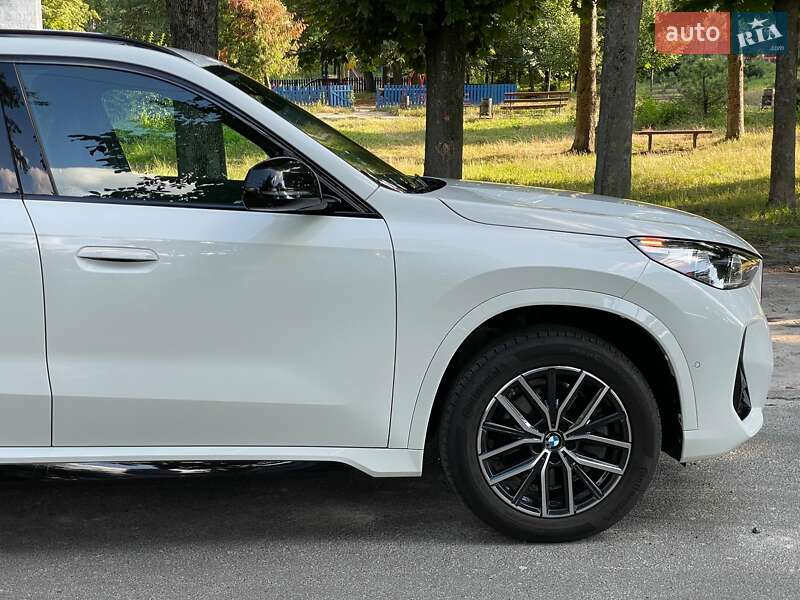 Позашляховик / Кросовер BMW X1 2023 в Києві фото 12 Позашляховик / Кросовер BMW X1 2023 в Києві