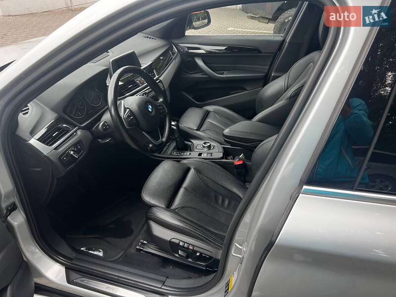 Позашляховик / Кросовер BMW X1 2017 в Чернівцях