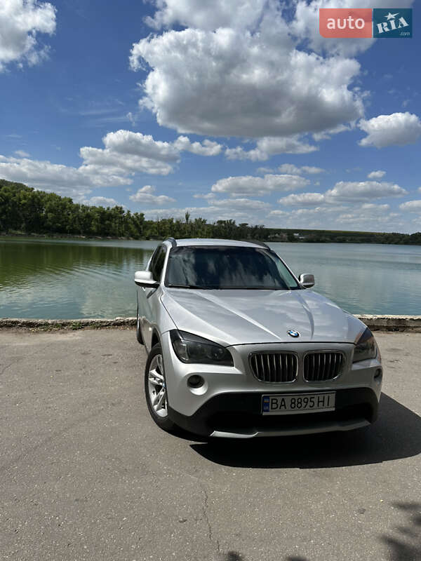 Внедорожник / Кроссовер BMW X1 2010 в Кропивницком