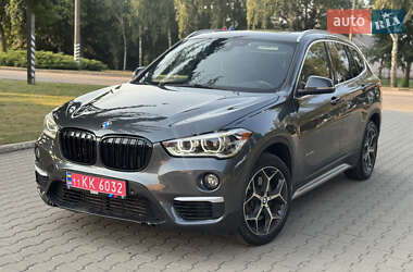 Позашляховик / Кросовер BMW X1 2016 в Лубнах