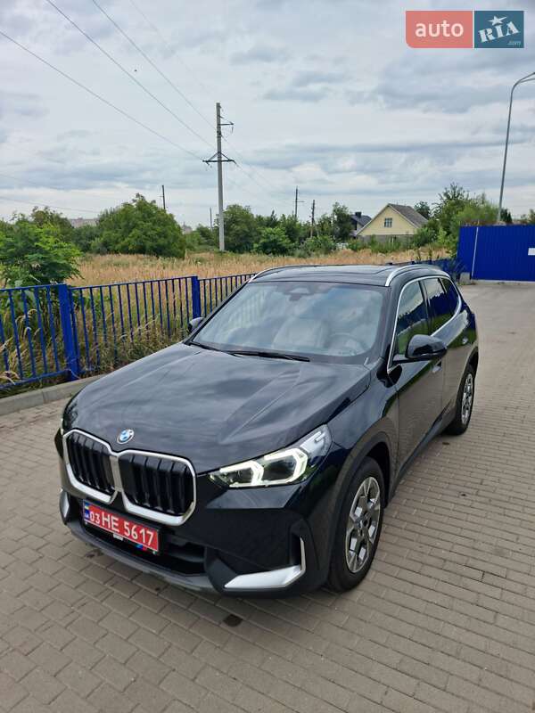 Внедорожник / Кроссовер BMW X1 2023 в Нововолынске