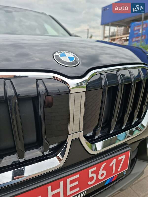 Внедорожник / Кроссовер BMW X1 2023 в Нововолынске