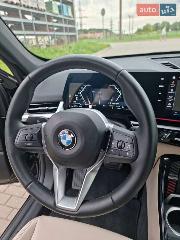 Внедорожник / Кроссовер BMW X1 2023 в Нововолынске