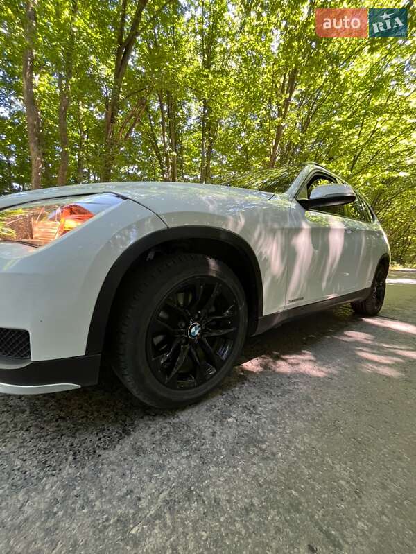 Позашляховик / Кросовер BMW X1 2014 в Вінниці