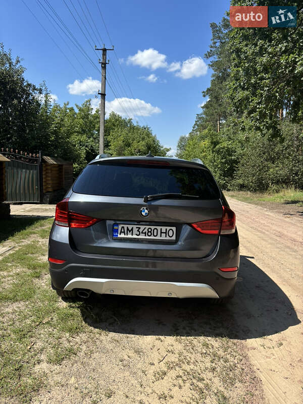 Внедорожник / Кроссовер BMW X1 2014 в Радомышле