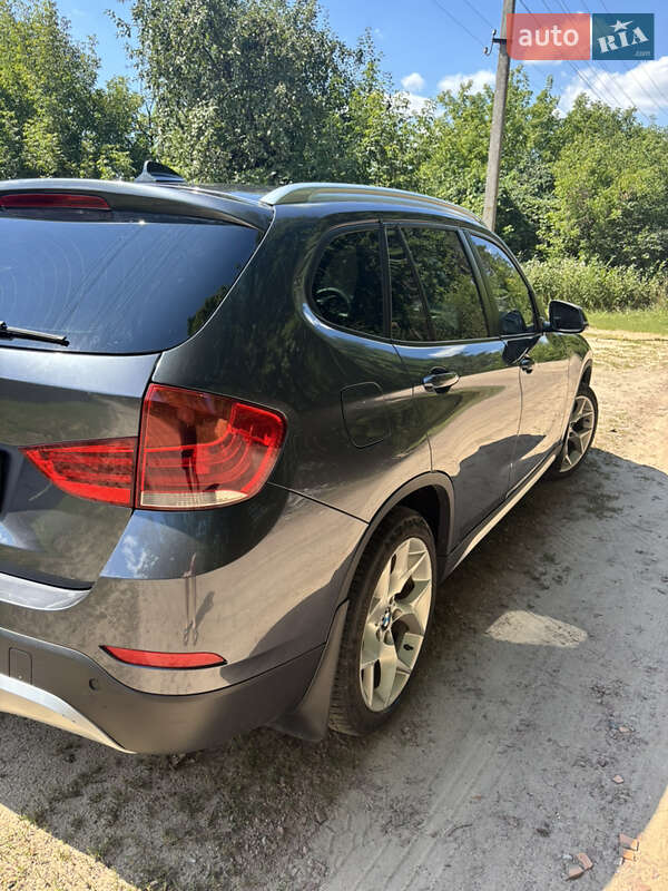 Внедорожник / Кроссовер BMW X1 2014 в Радомышле