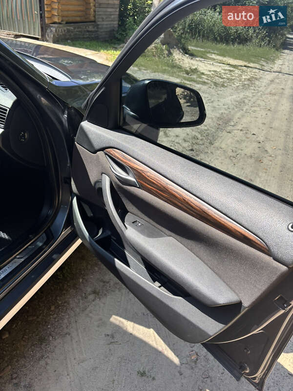 Внедорожник / Кроссовер BMW X1 2014 в Радомышле