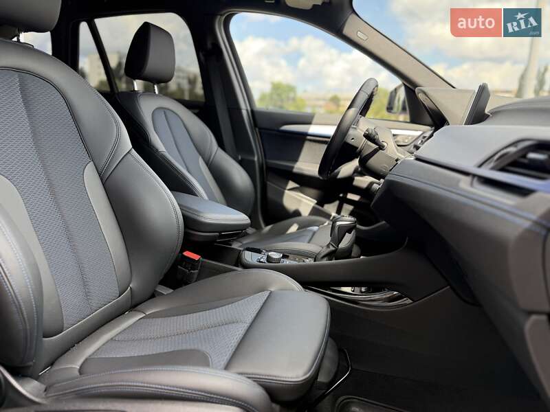 Позашляховик / Кросовер BMW X1 2022 в Києві
