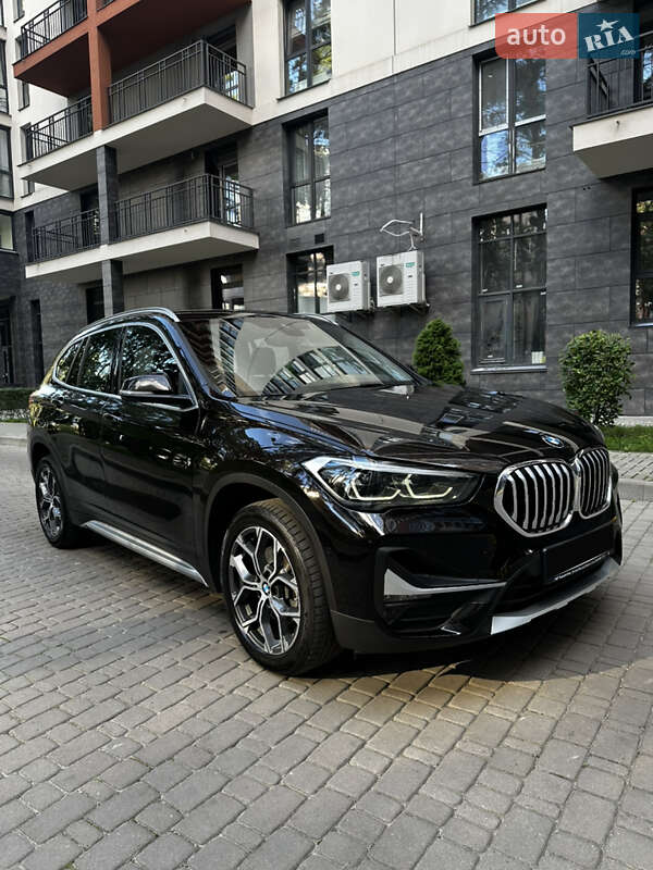 Позашляховик / Кросовер BMW X1 2021 в Броварах