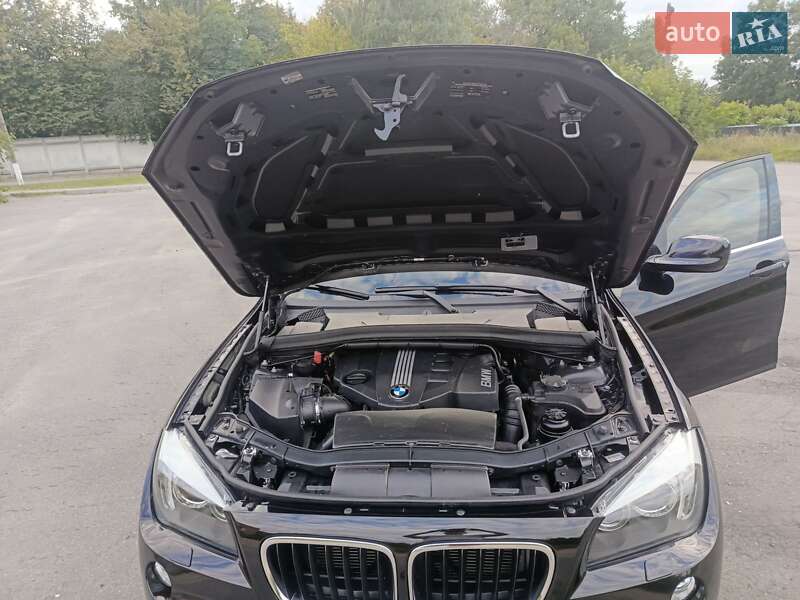 Внедорожник / Кроссовер BMW X1 2011 в Виннице