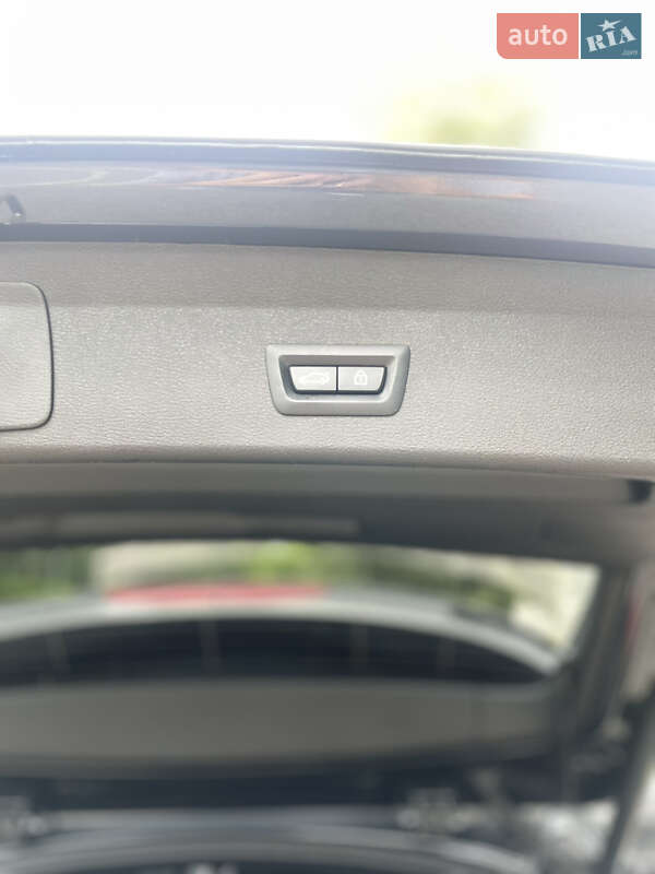 Внедорожник / Кроссовер BMW X1 2016 в Киеве фото 13 Внедорожник / Кроссовер BMW X1 2016 в Киеве