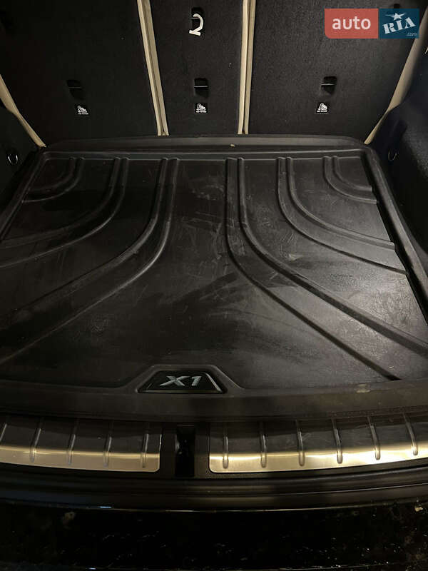 Внедорожник / Кроссовер BMW X1 2017 в Одессе фото 14 Внедорожник / Кроссовер BMW X1 2017 в Одессе
