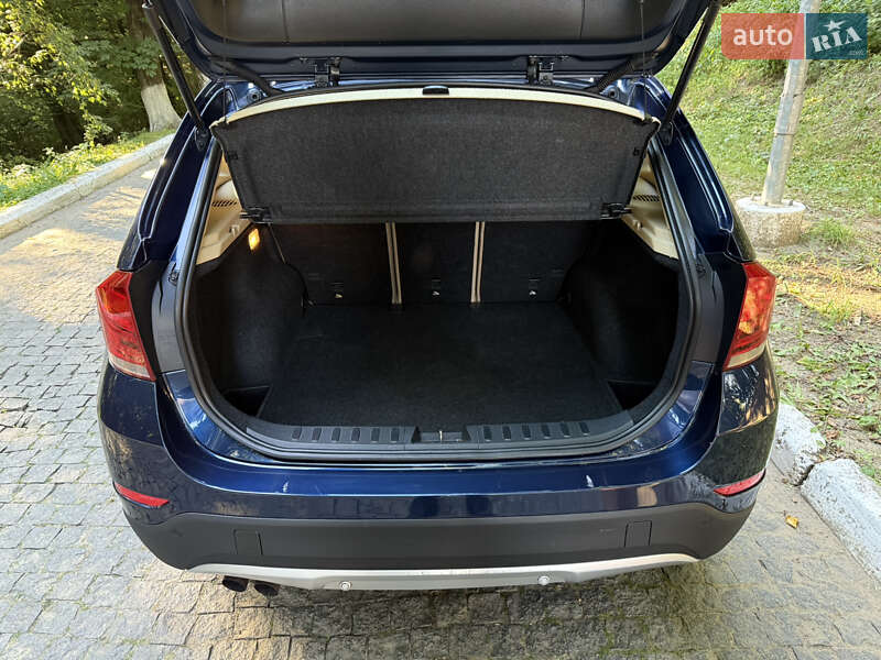 Позашляховик / Кросовер BMW X1 2014 в Чернівцях