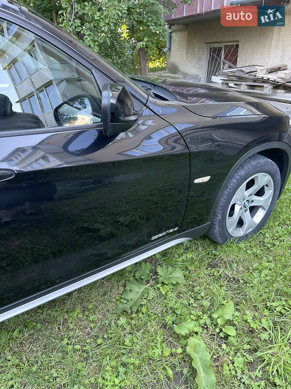 Внедорожник / Кроссовер BMW X1 2011 в Тернополе