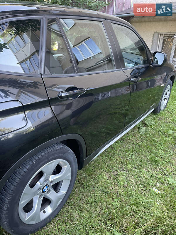 Внедорожник / Кроссовер BMW X1 2011 в Тернополе