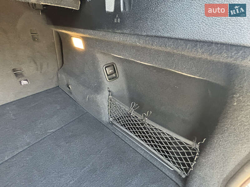 Внедорожник / Кроссовер BMW X1 2017 в Одессе