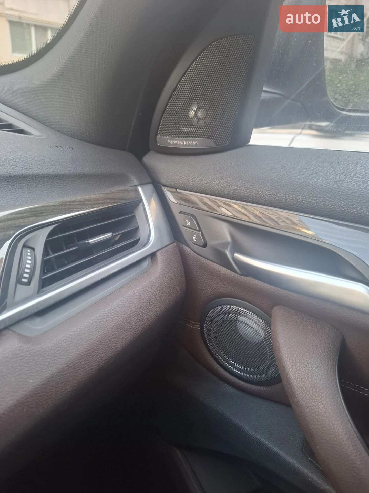 2016 BMW X1 - мініатюра 16