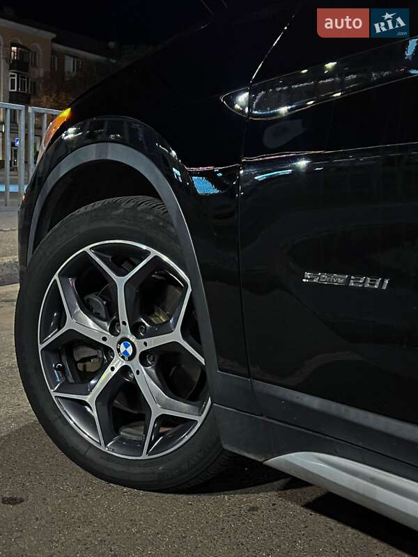 Внедорожник / Кроссовер BMW X1 2016 в Кривом Роге