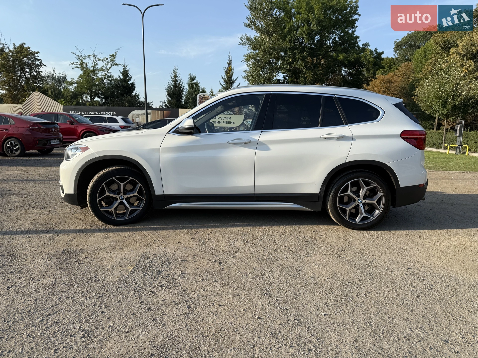 2019 BMW X1 - мініатюра 2
