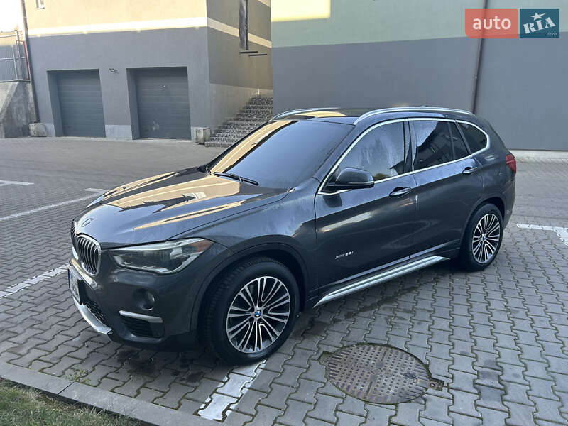 Внедорожник / Кроссовер BMW X1 2015 в Ивано-Франковске фото 6 Внедорожник / Кроссовер BMW X1 2015 в Ивано-Франковске