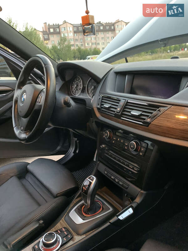 Внедорожник / Кроссовер BMW X1 2012 в Киеве