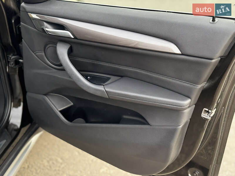 Внедорожник / Кроссовер BMW X1 2019 в Дрогобыче