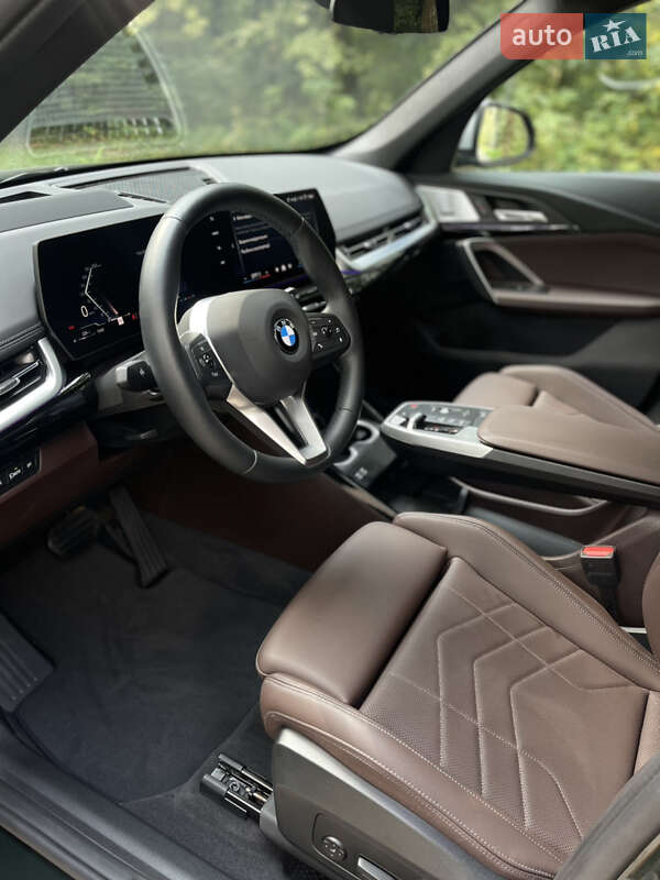 Внедорожник / Кроссовер BMW X1 2024 в Львове