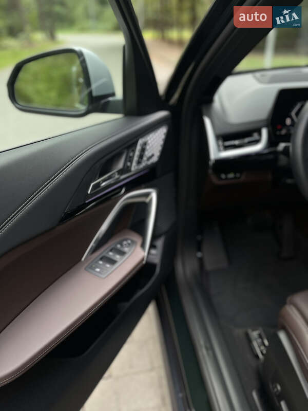 Внедорожник / Кроссовер BMW X1 2024 в Львове