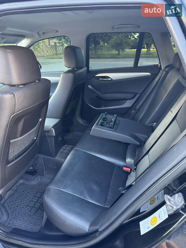 Внедорожник / Кроссовер BMW X1 2013 в Луцке фото 10 Внедорожник / Кроссовер BMW X1 2013 в Луцке