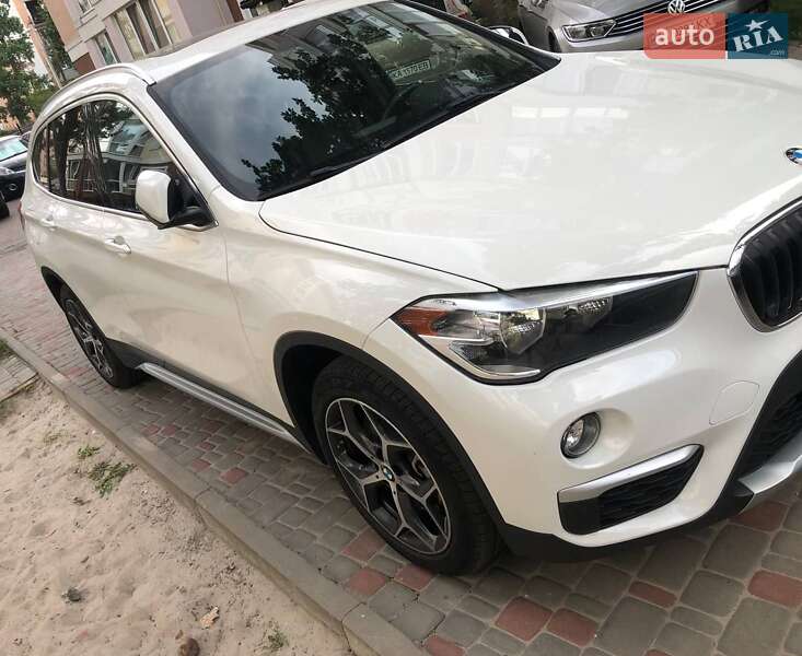 Позашляховик / Кросовер BMW X1 2018 в Києві