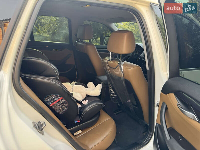 Позашляховик / Кросовер BMW X1 2012 в Олександрії