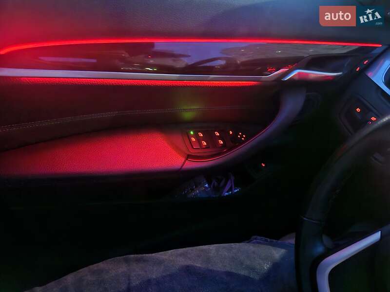 Позашляховик / Кросовер BMW X1 2016 в Києві