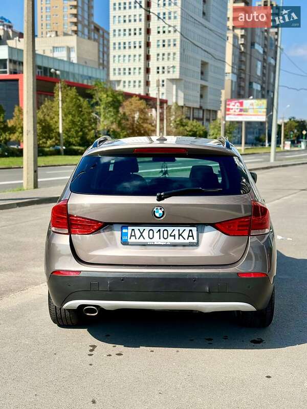 Внедорожник / Кроссовер BMW X1 2011 в Харькове