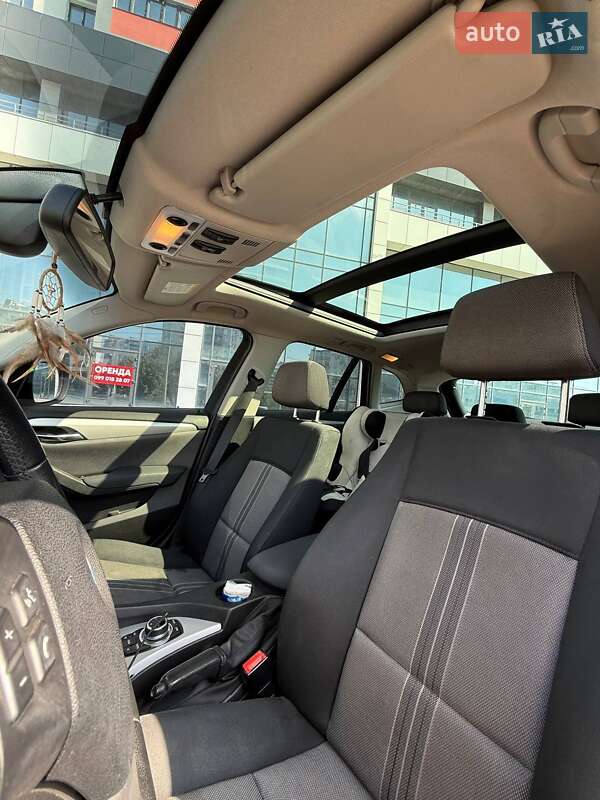 Внедорожник / Кроссовер BMW X1 2011 в Харькове