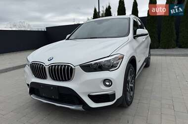 Внедорожник / Кроссовер BMW X1 2017 в Каменец-Подольском