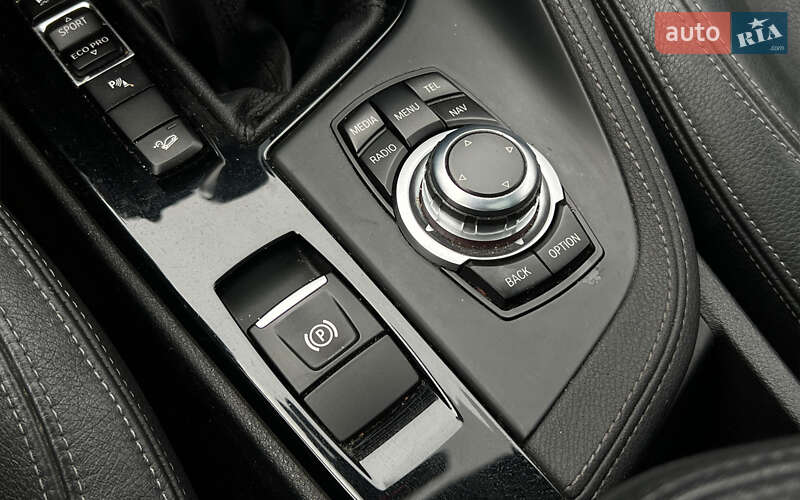 Позашляховик / Кросовер BMW X1 2015 в Львові