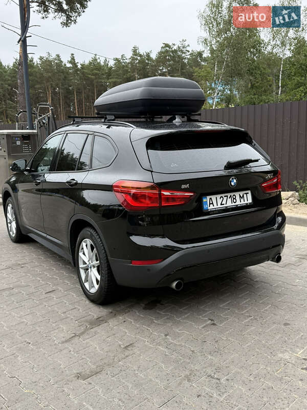 Внедорожник / Кроссовер BMW X1 2015 в Буче