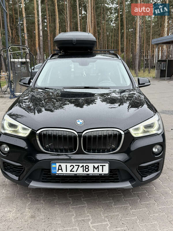 Внедорожник / Кроссовер BMW X1 2015 в Буче