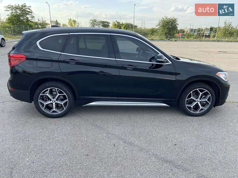 Внедорожник / Кроссовер BMW X1 2019 в Запорожье