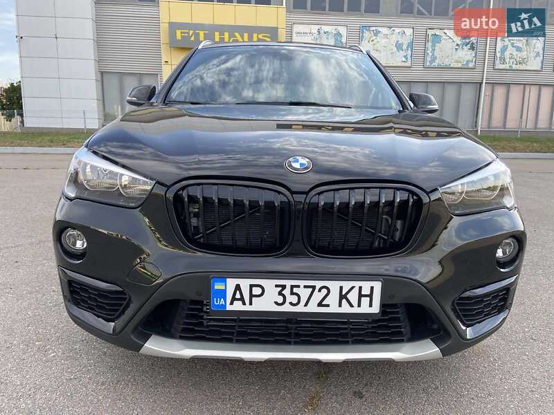 Внедорожник / Кроссовер BMW X1 2019 в Запорожье
