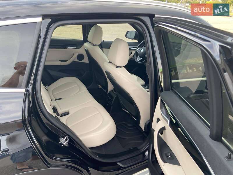 Внедорожник / Кроссовер BMW X1 2019 в Запорожье