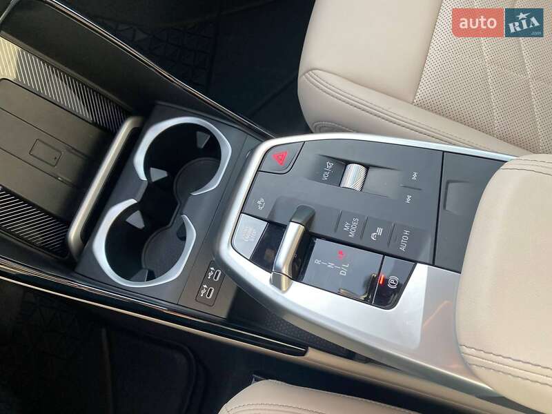 Внедорожник / Кроссовер BMW X1 2024 в Львове