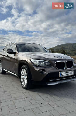 Позашляховик / Кросовер BMW X1 2011 в Хусті