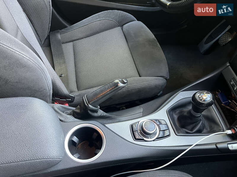 Внедорожник / Кроссовер BMW X1 2013 в Черновцах