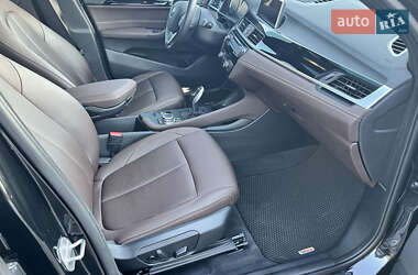 Внедорожник / Кроссовер BMW X1 2020 в 